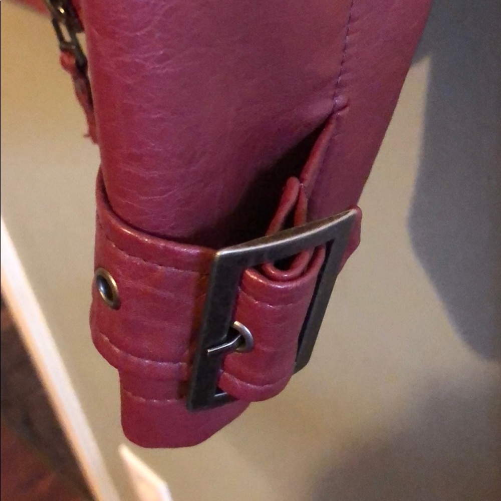 Leather jacket - Picture 3 of 5